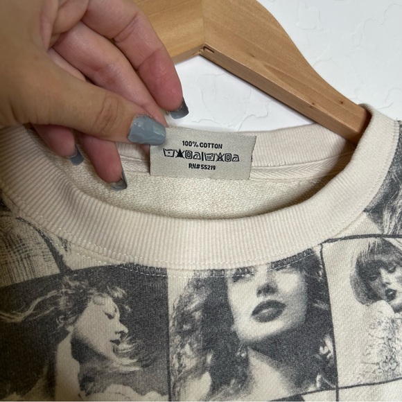 Taylor Swift The Eras Tour Crewneck Sweatshirt - Picture 5 of 6